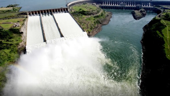 Itaipu completa 51 anos com foco em inovação energética