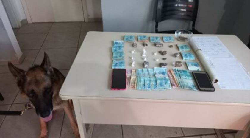 Duas mulheres são presas por tráfico de drogas
