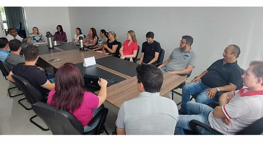 Diretores da Ascoagrin se reúnem com empresários