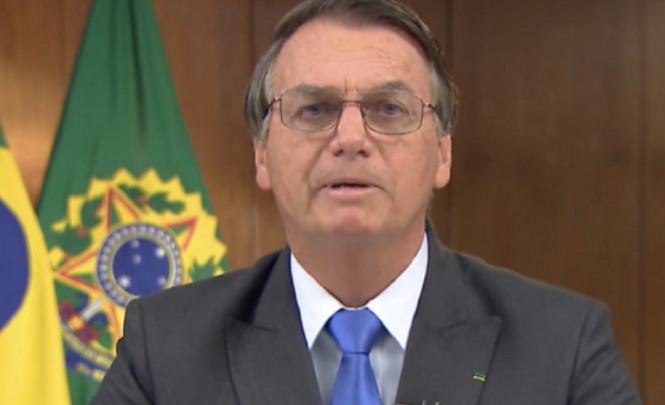 Defesa de Bolsonaro abre mão de novo recurso e STF pode decretar prisão definitiva nesta terça-feira