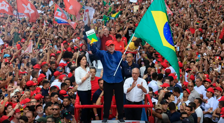 Posse de Lula para novo mandato será em 5 de janeiro de 2027