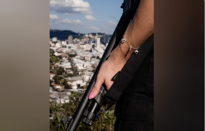Polícia Civil prende suspeitos de roubo e manter vítimas reféns