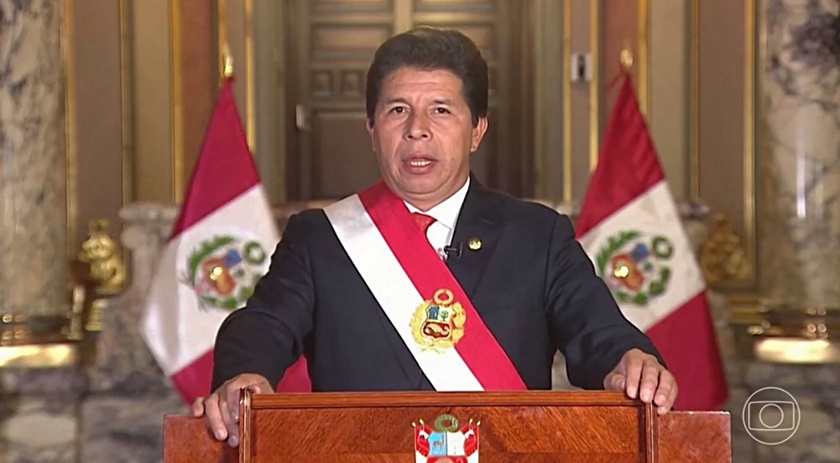 Presidente do Peru é destituído e preso após tentar fechar o Congresso Nacional