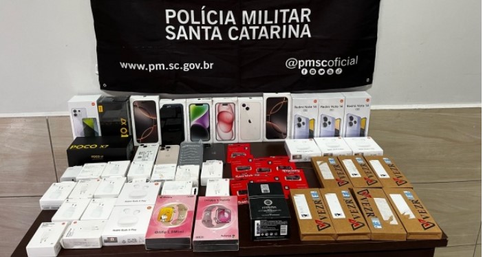 PMRv e Receita Federal apreendem eletrônicos em operação na SC-160