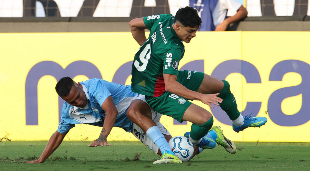Palmeiras vence Sporting Cristal fora de casa e assume liderança do Grupo F da Libertadores