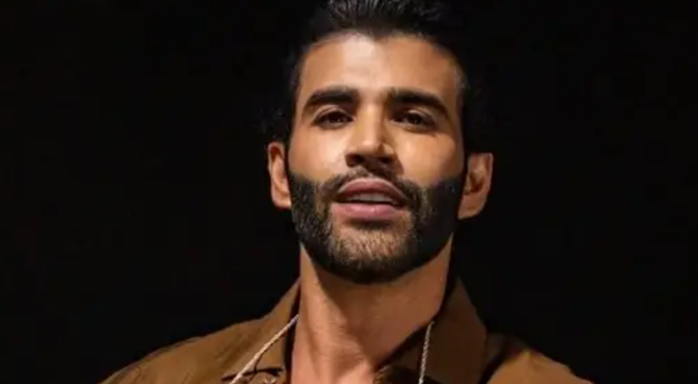 Gusttavo Lima é condenado a pagar R$ 149 mil após telefone ser exposto em música