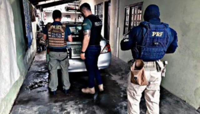 Operação mira grupo que teve lucro milionário com anúncios falsos de carros em SC e no PR