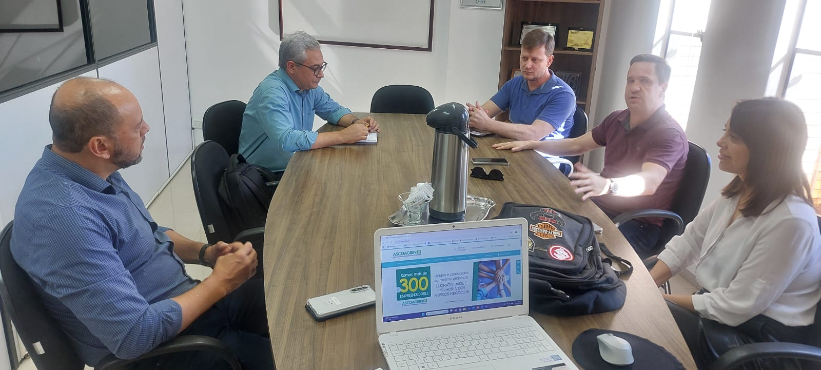 ASCOAGRIN Recebe técnicos da Associação Comercial do Paraná
