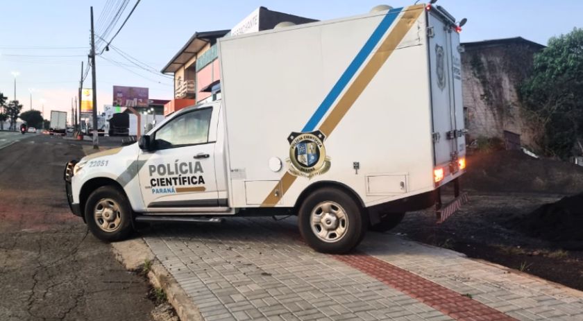 Homem é encontrado morto à facadas em galpão abandonado