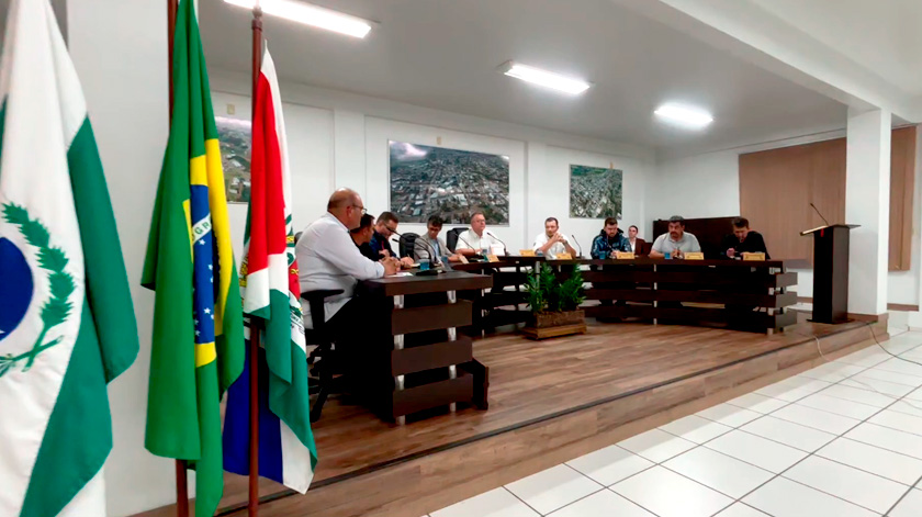 Projetos de LOA e PPA seguem em análise nas comissões da Câmara de Barracão