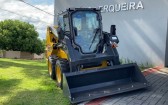 Município adquire mini carregadeira para reforçar serviços da Secretaria de Obras Urbanas