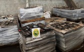 BPFRON localiza depósito de contrabando com 40 toneladas de sucatas de baterias