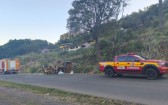 Idoso morre após trator cair em ribanceira e parar às margens da SC-355 em Jaborá