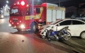 Motociclista sofre suspeita de fratura no fêmur após colisão na Avenida Willy Barth