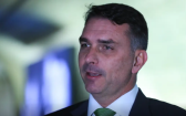 Flávio Bolsonaro elogia Neymar e critica Lula após brincadeira sobre home office: 'Presidente turista'