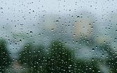 Frente fria traz temporais e queda de temperatura em Santa Catarina