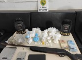 Homem é preso por tráfico de drogas e tem arma apreendida em Renascença