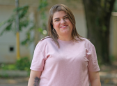 Colaboradora Tatiane Maistrelo destaca valorização da carreira na Sicredi Fronteiras