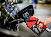 Preço médio da gasolina cai R$ 0,90 no Brasil em três semanas
