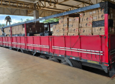 PM apreende caminhão com mais de 200 mil carteiras de cigarros contrabandeados no Oeste de SC