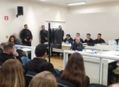 Juiz revela o que será feito com a adaga e faca usadas em massacre em SC