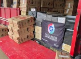 Polícia Militar apreende caminhão carregado com cigarros paraguaios e vinhos argentinos