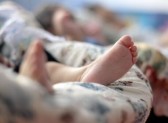 Bebê que morreu em Canoinhas ficou cerca de 5 horas no carro, aponta investigação