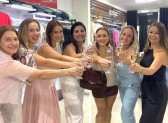 Liberty Duty Free realiza desfile intimista alusivo ao Dia da Mulher