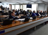 Comissão do Senado aprova relatório da reforma tributária