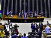 Deputados aprovam texto-base da regulamentação da reforma tributária