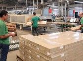 Agências do Trabalhador do Paraná têm 22,9 mil vagas com carteira assinada