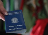 Saldo líquido de emprego formal é positivo em 142.702 vagas em julho, diz Caged