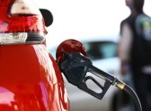 Preço médio da gasolina sobe até R$ 0,31 em cidades do Paraná, aponta ANP