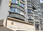 Homem dá soco em porta, simula acidente de trabalho e acaba condenado no RS