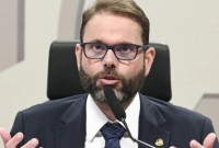 TSE rejeita por unanimidade pedido de cassação do senador Jorge Seif