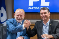 Com apoio de Bolsonaro, deputado Vermelho retorna ao PL no Paraná
