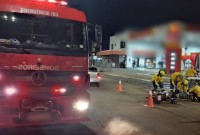 Motociclista sofre fratura exposta após colisão com carro no Centro