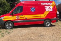 Motociclista fica ferido após colisão com carro no Centro