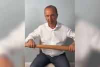 Governador aparece com taco de beisebol em vídeo que comenta possível escolta a MST