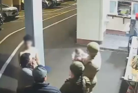Policiais militares socorrem bebê de 25 dias engasgada em SC