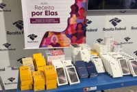Receita Federal doa 4 mil celulares à Polícia Civil de SC