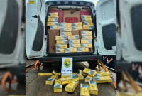 Van com cigarros contrabandeados roda durante perseguição na BR-163