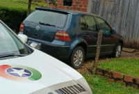 Golf furtado é encontrado escondido no porão de residência