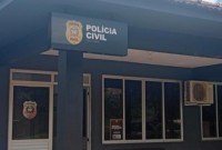 Homem é indiciado por crimes sexuais contra mulheres em posto de combustível