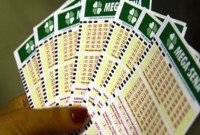 Mega-Sena sorteia prêmio estimado em R$ 130 milhões nesta quinta-feira