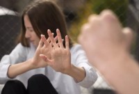 SC tem 33 feminicídios e mais de 50 mil casos de violência contra a mulher em 2025
