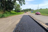 DER realiza remendos superficiais na PR-180 entre Marmeleiro e Campo Erê (SC)