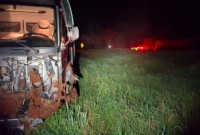 Motorista ‘dorme ao volante’ e sai da pista
