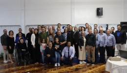 Primeira professora de Maravilha e a educadora com mais tempo de atuação são homenageadas no “11º Profissional Destaque”