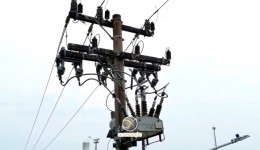 Ventos fortes provocam falta de energia em bairros, informa Celesc